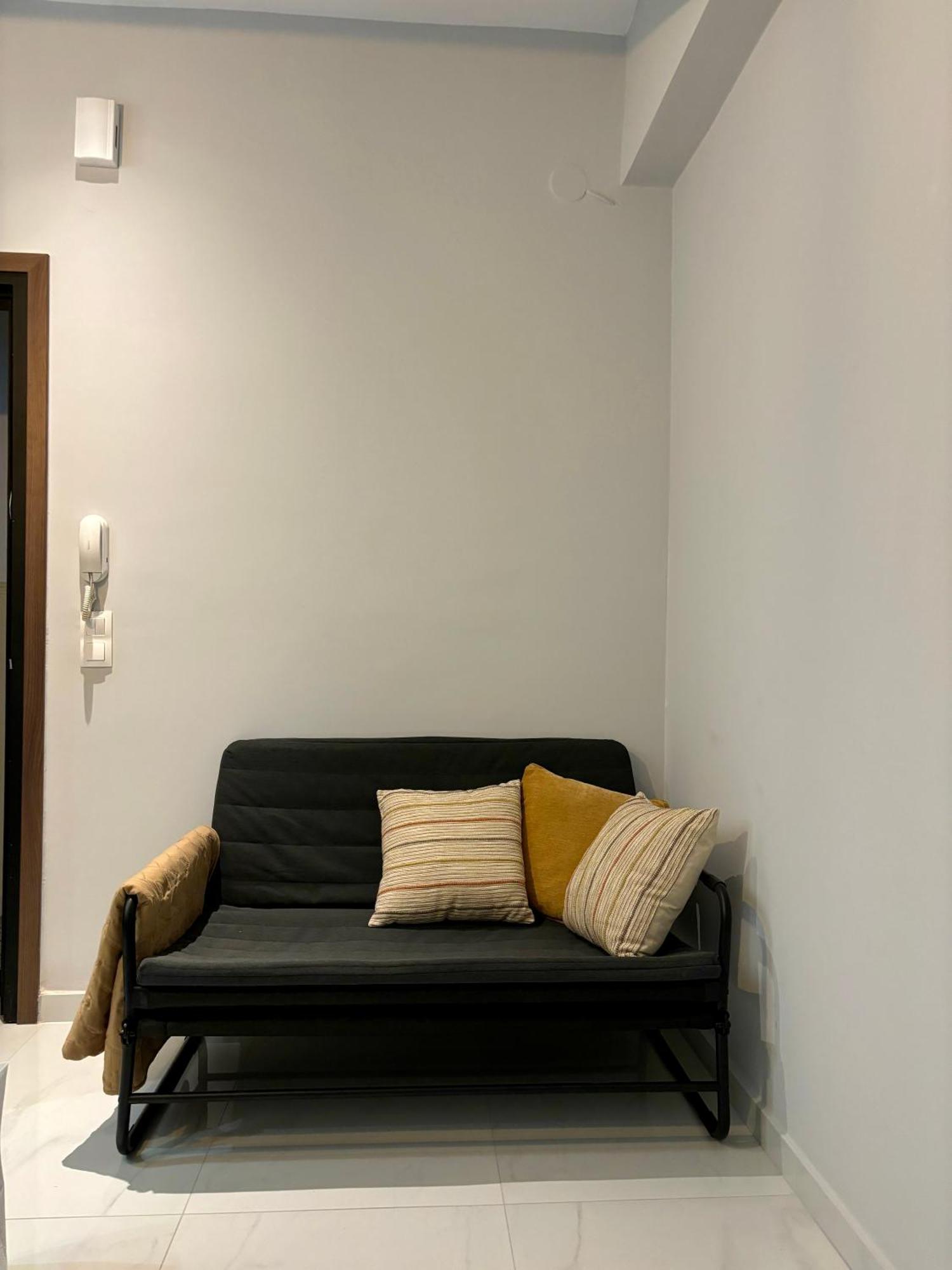 Cozy Studio In The City Center Thessaloniki Exterior photo